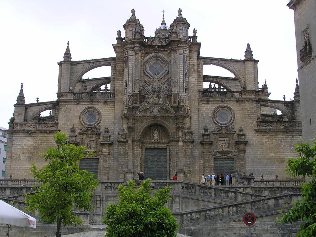 Trujillo Hotel Jerez de la Frontera Buitenkant foto
